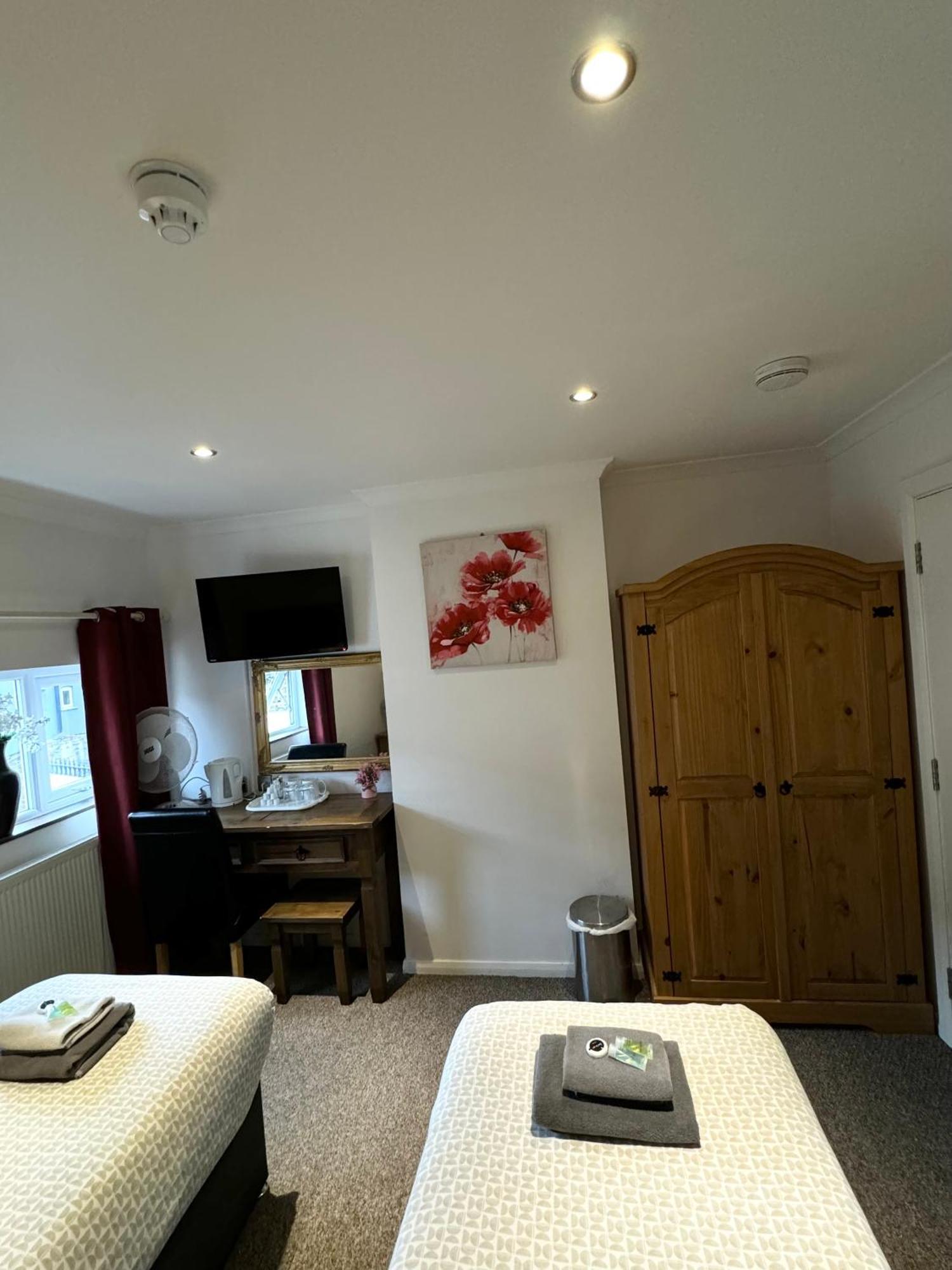 Riverside Guest house 3*