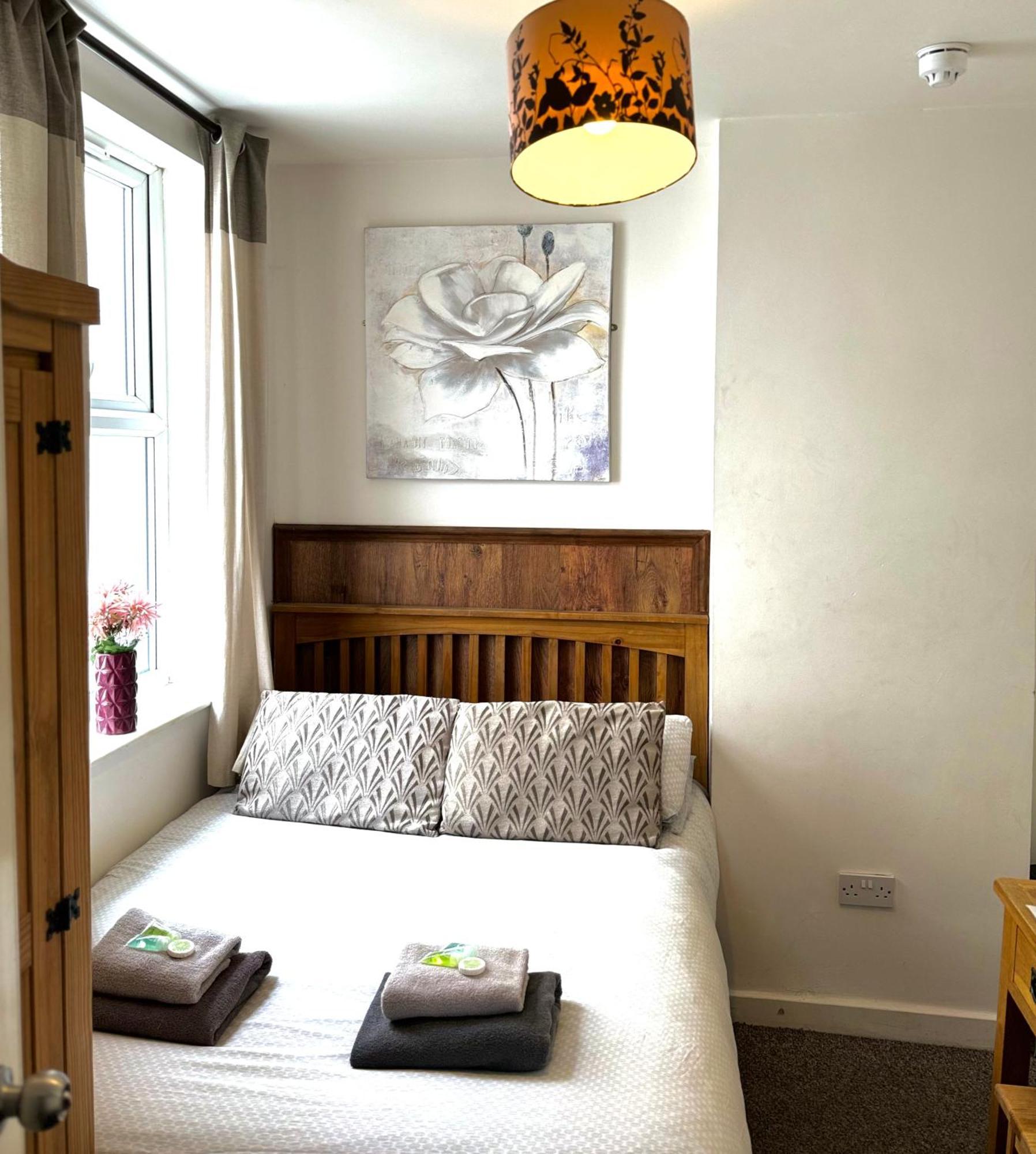 Riverside Guest house 3*