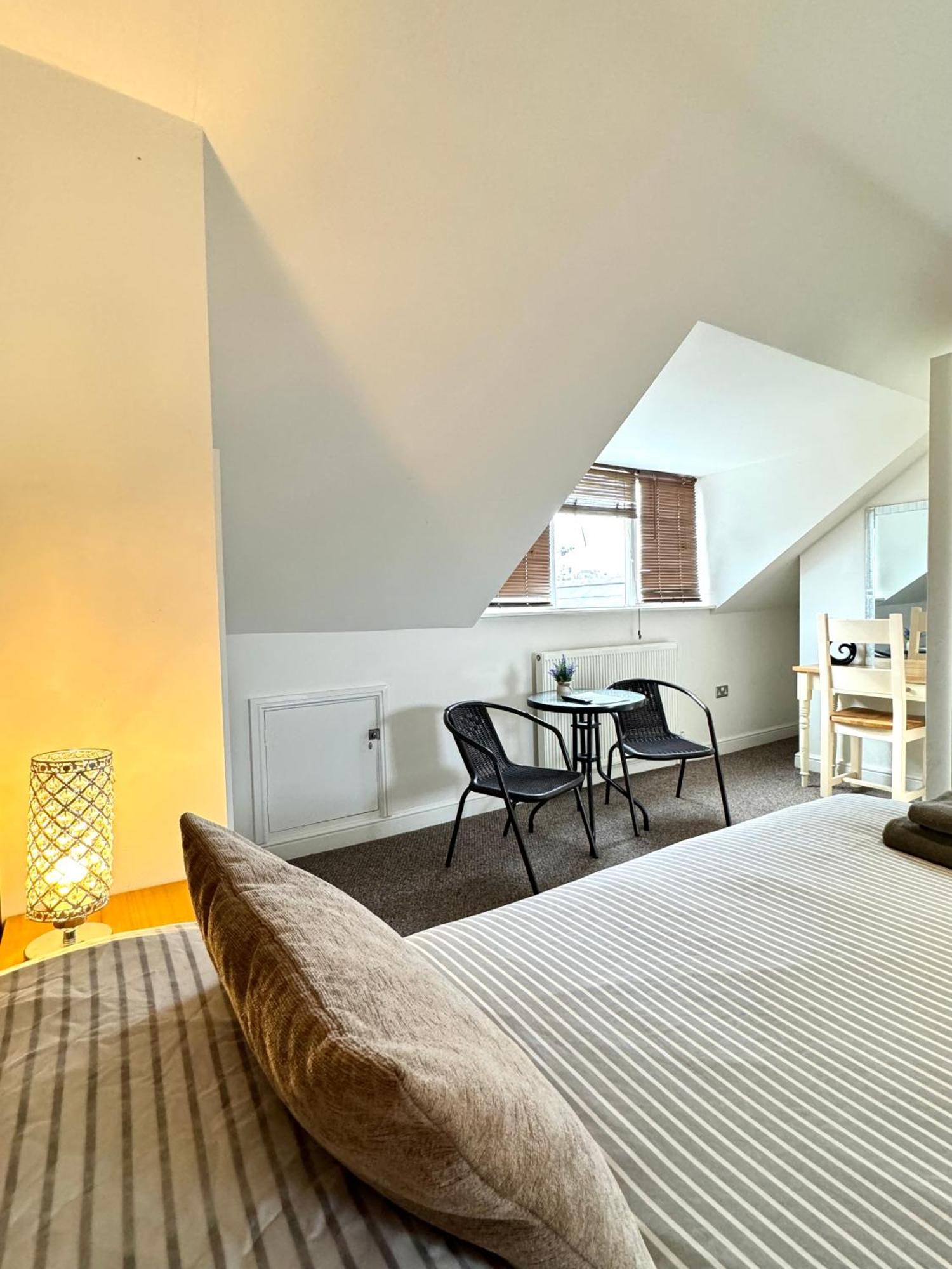 Guest house Riverside 3*